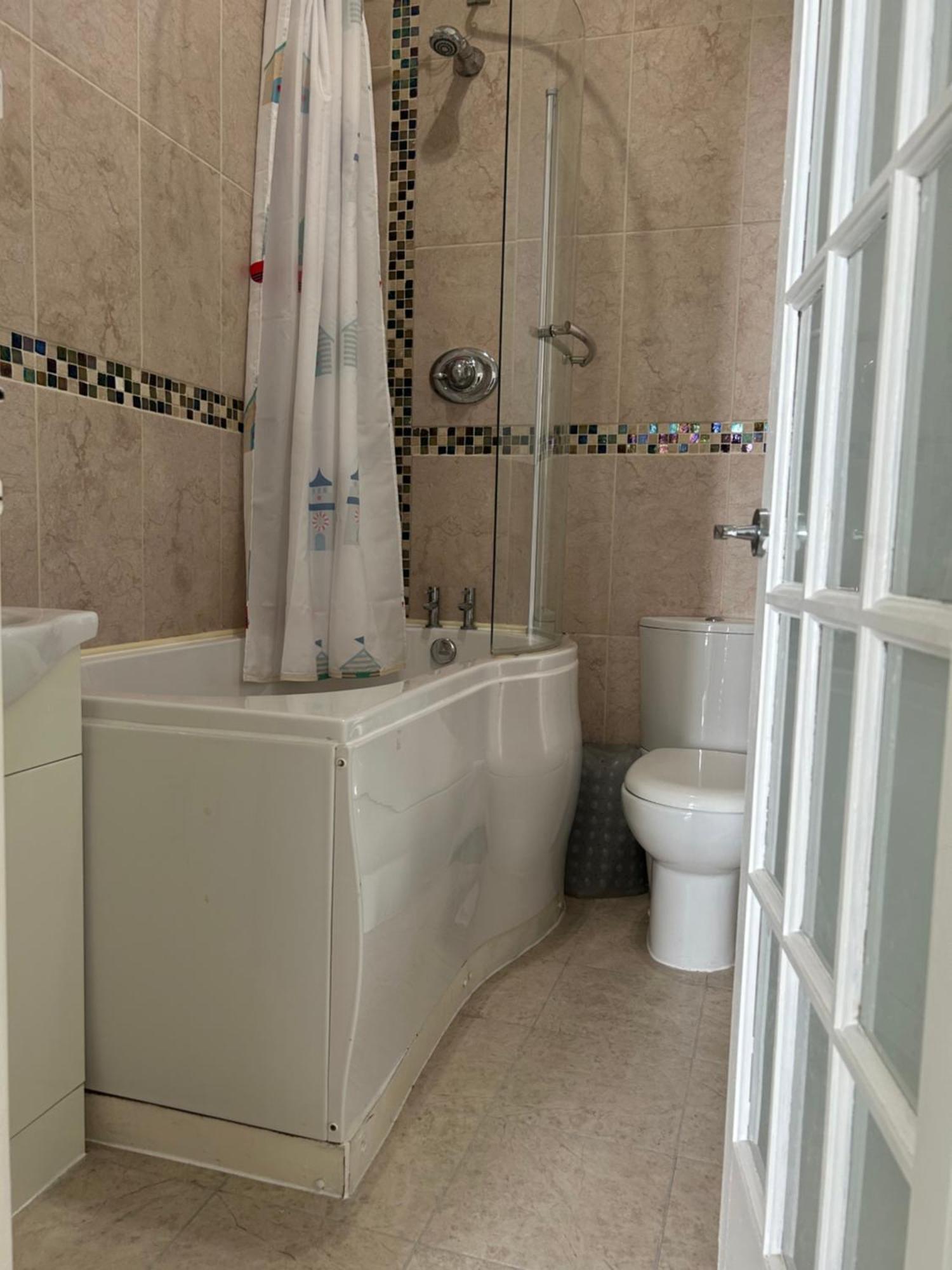 Amberlea Apartment 斯沃尼奇 外观 照片